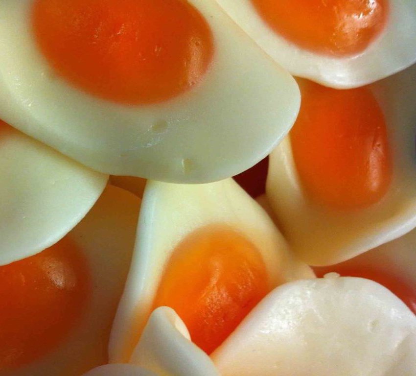 Giant Fried Eggs 3kg Bag
